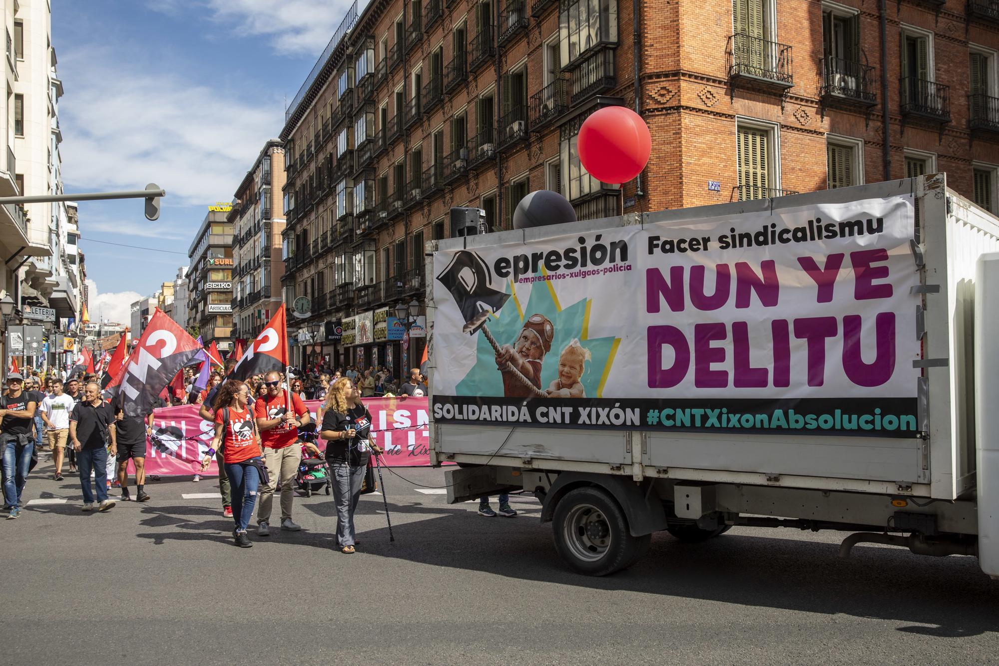 Manifestacion solidaridad La Suiza - 8